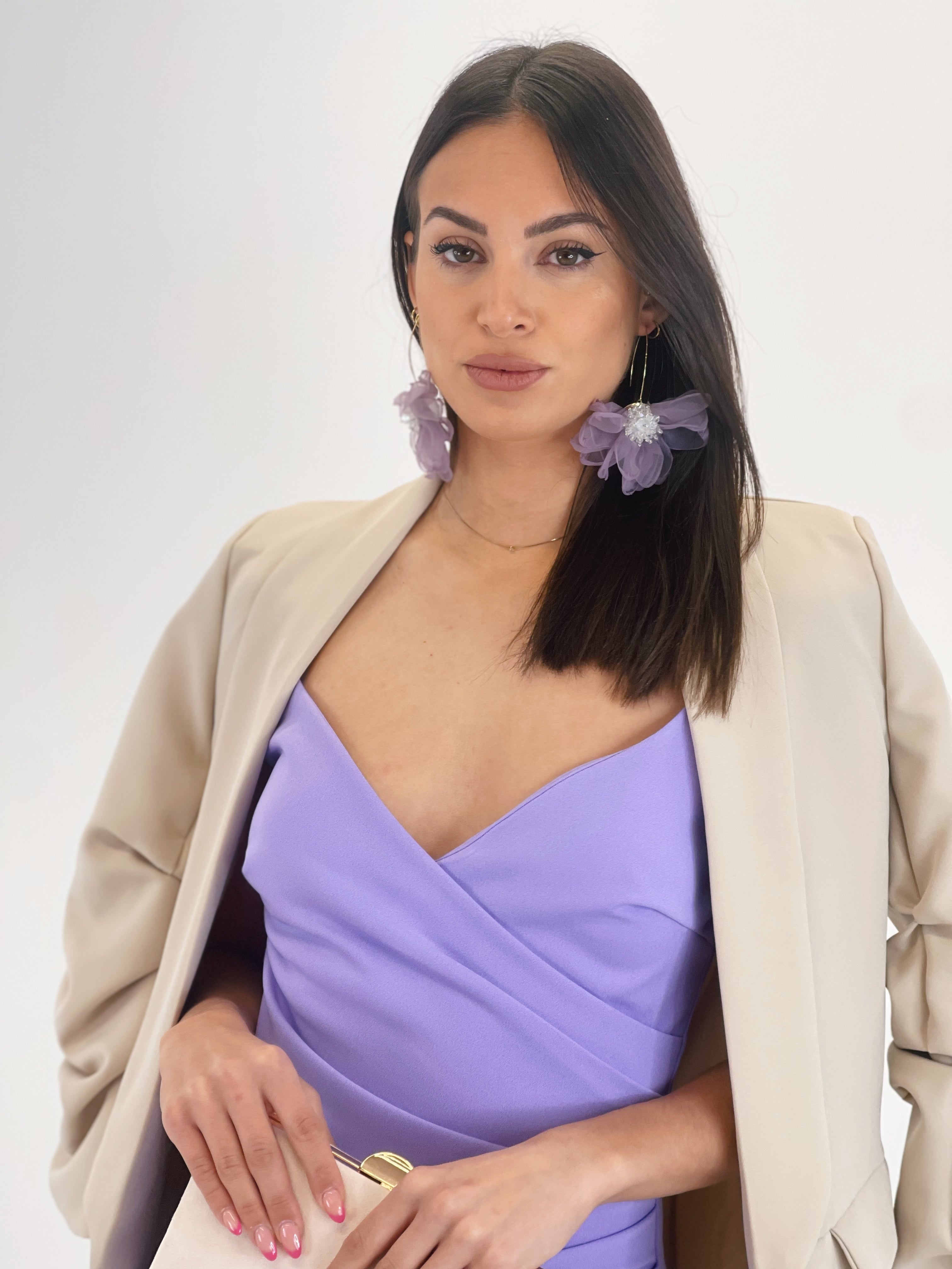 petal earrings