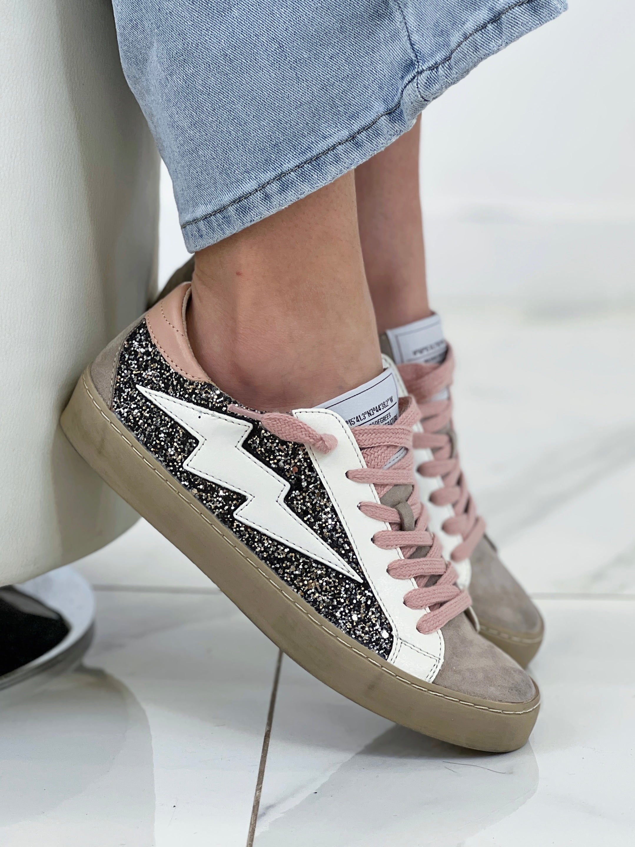 Botas y Sneakers
