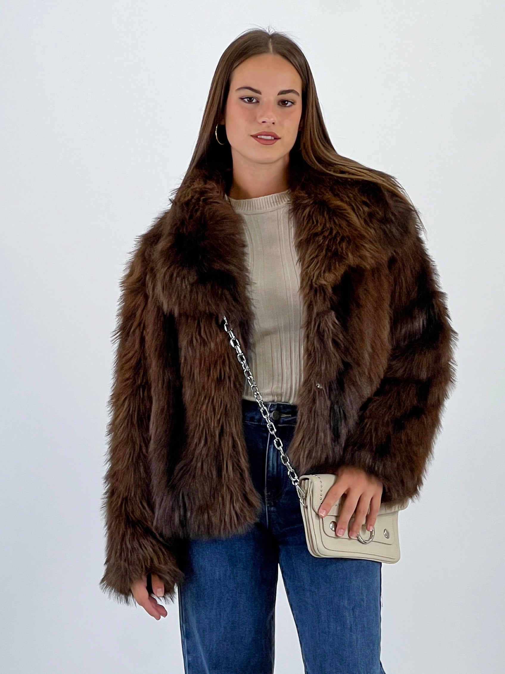 Veste en fourrure col à revers