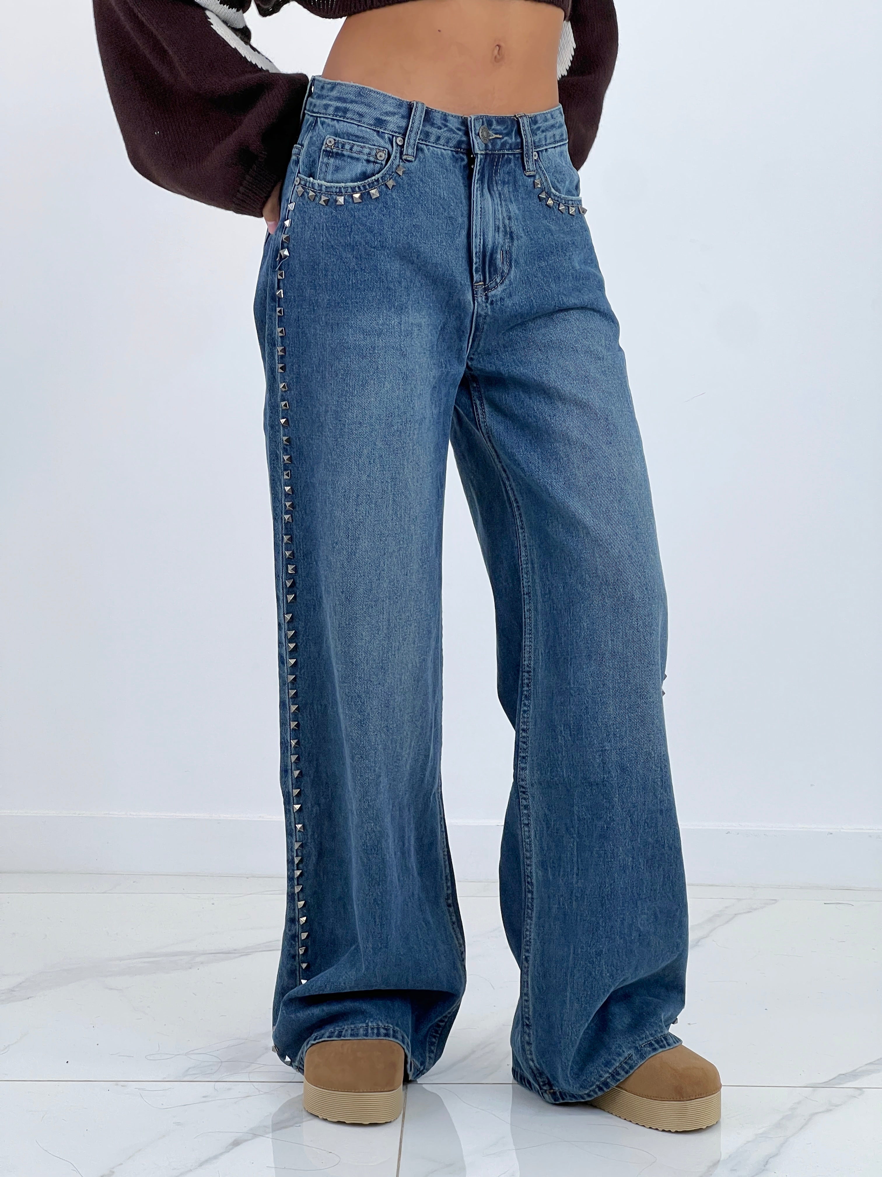 Jeans wide leg tiro alto tachuelas - Zebra&Maduixa®